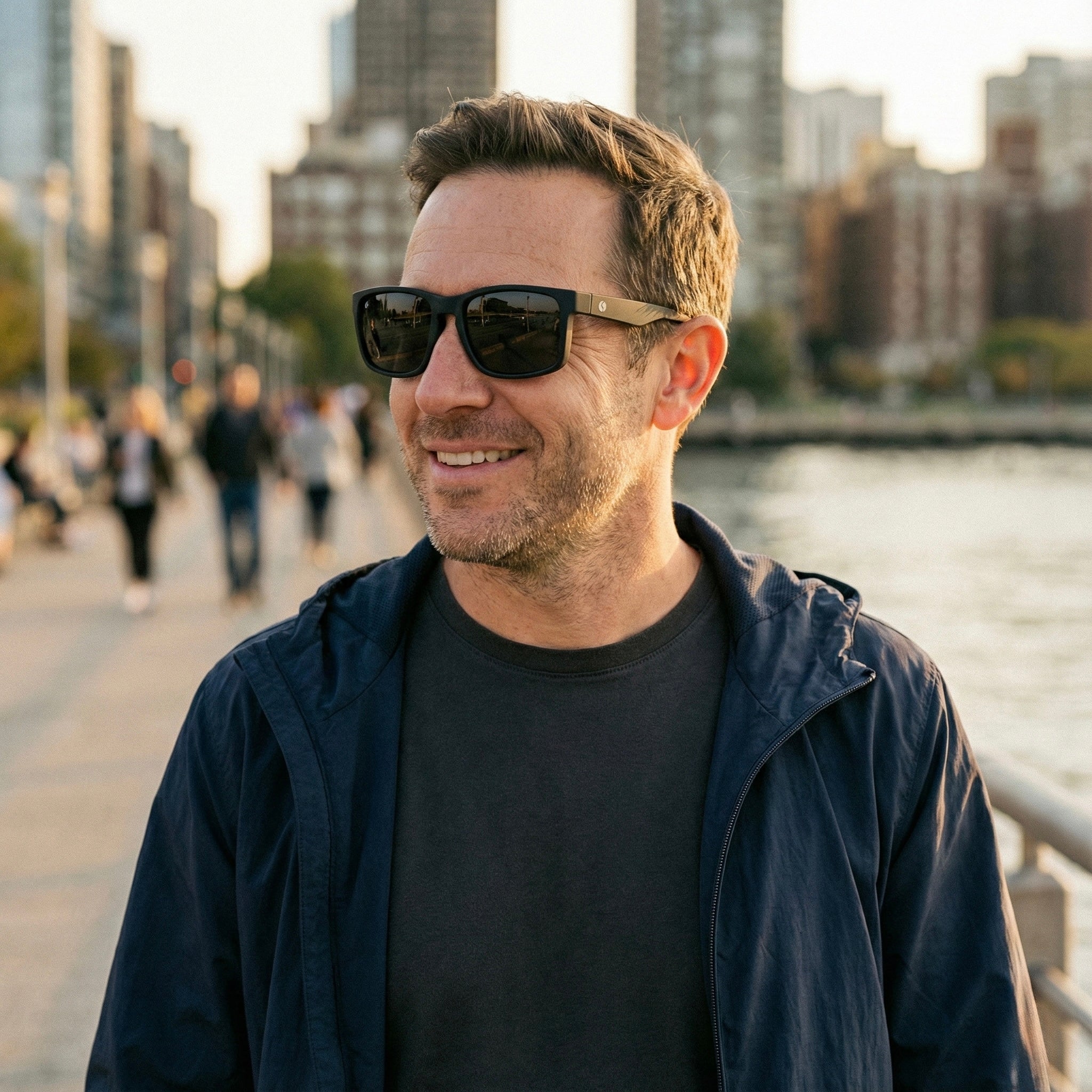 SENOIX Active Black Polarized Sunglasses 